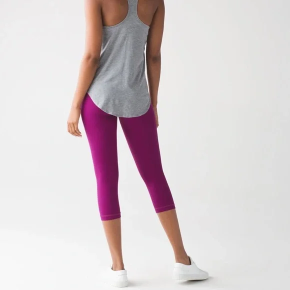 Lululemon align crops - Picture 2 of 2